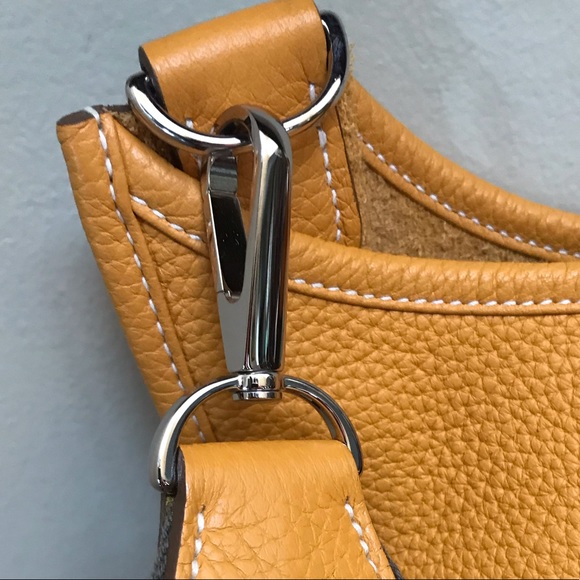 Hermes Evelyn’s III GM Potiron Orange Clemente Leather with Palladium hardware, - Picture 5 of 9